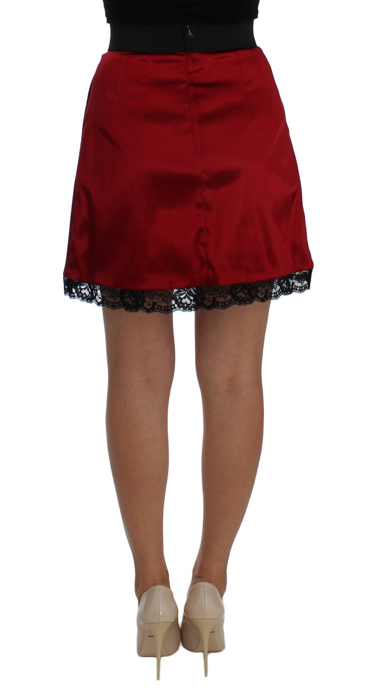 Dolce & Gabbana Eleganter roter Rock mit hoher Taille aus Spitze