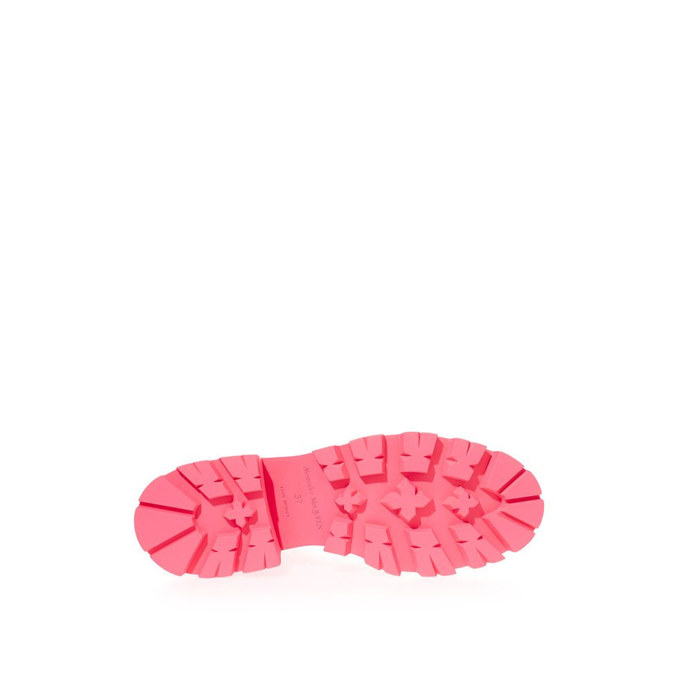 Alexander McQueen Elegant black leather boots